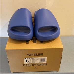 Adidas Men’s Royal Blue Yeezy Slides